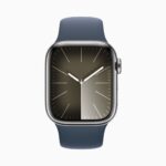 Apple Watch Series 9 GPS + Cellular • Caixa prateada de aço inoxidável – 41 mm • Pulseira esportiva azul-tempestade – P_M (2)